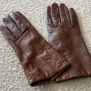 Neiman Marcus Rich Brown Leather Gloves cashmere lined